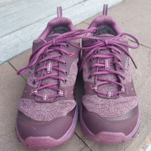 EUC Womens Keen Terradora Waterproof All Terrain Hiking Shoes Sz 6 Amythest
